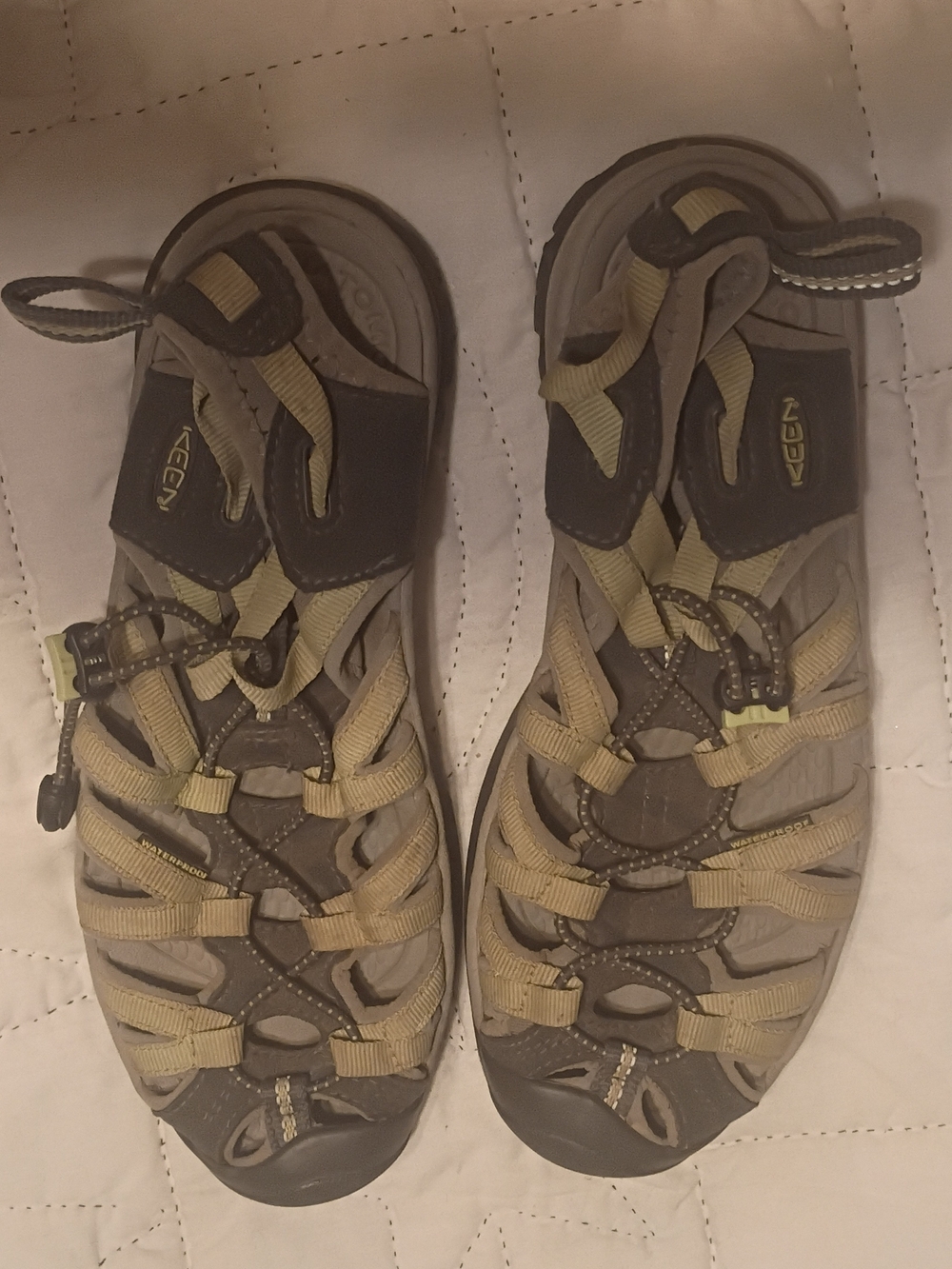 KEEN Whisper Sage Green Hiking Sandals - Women’s 9.5